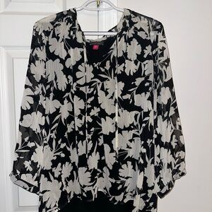 Vince Camuto Black and Cream Floral Blouse